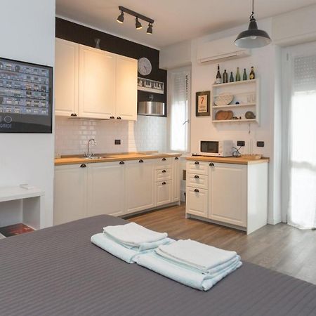 Lust Studio Naviglio Milan Extérieur photo